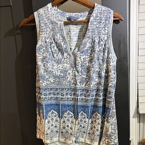 Lucky Brand Blue and White Patterned Blouse
